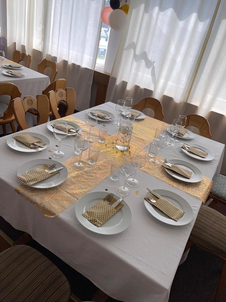 Wald Cafe Hotel Simbach am Inn Ngoại thất bức ảnh